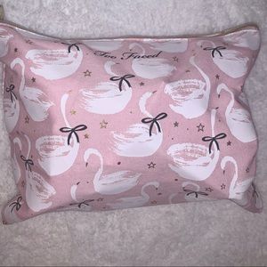 Too Faced Bags - Too Faced Makeup Bag Too Faced Bags - Too Faced Makeup Bag